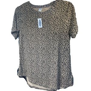 NWT Leopard print t shirt❤️